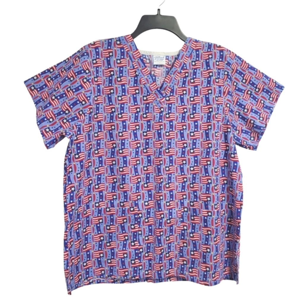Tafford Uniforms Scrub Top Patriotic Print Red, White, & Blue Flags Size M